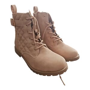 NWOT Girls Pink Quilted Buckle Lace-Up boots